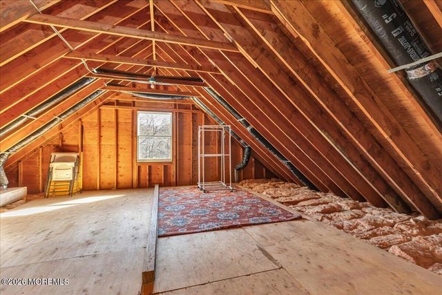 234 Hamiltonian Drive, Red Bank, NJ 07701