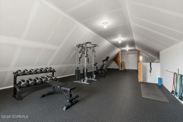 234 Hamiltonian Drive, Red Bank, NJ 07701