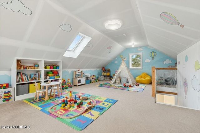 234 Hamiltonian Drive, Red Bank, NJ 07701