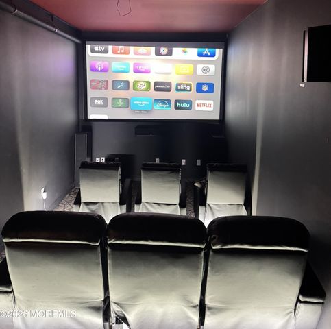 234 Hamiltonian Drive, Red Bank, NJ 07701