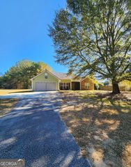 3920 Rosebud Road, Loganville, GA 30052
