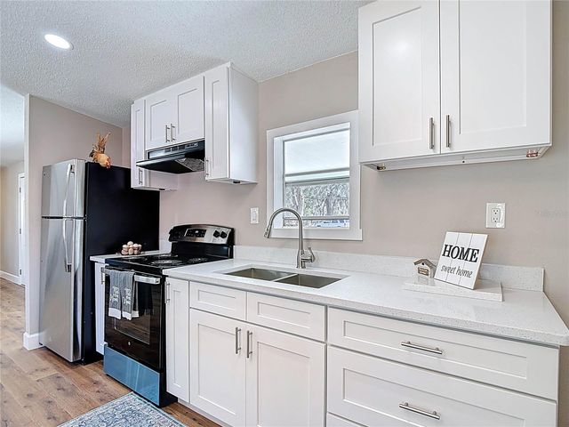 11955 BEMONT AVENUE, New Port Richey, FL 34654