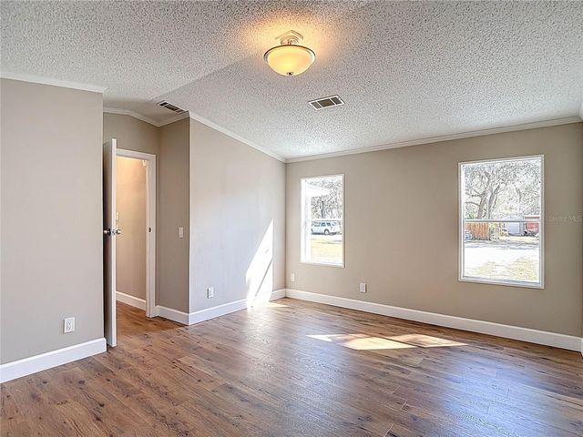 11955 BEMONT AVENUE, New Port Richey, FL 34654