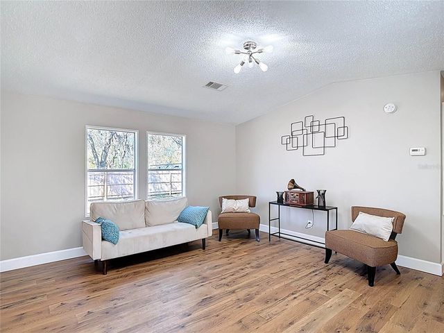 11955 BEMONT AVENUE, New Port Richey, FL 34654