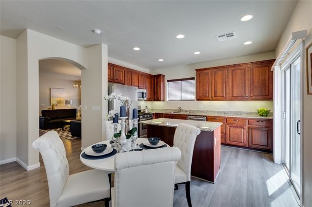 3305 Umbria Gardens Avenue, Las Vegas, NV 89141