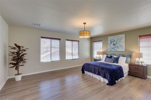 3305 Umbria Gardens Avenue, Las Vegas, NV 89141