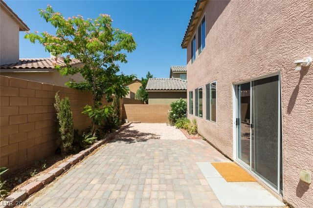 3305 Umbria Gardens Avenue, Las Vegas, NV 89141