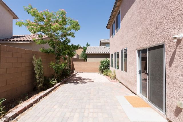 3305 Umbria Gardens Avenue, Las Vegas, NV 89141