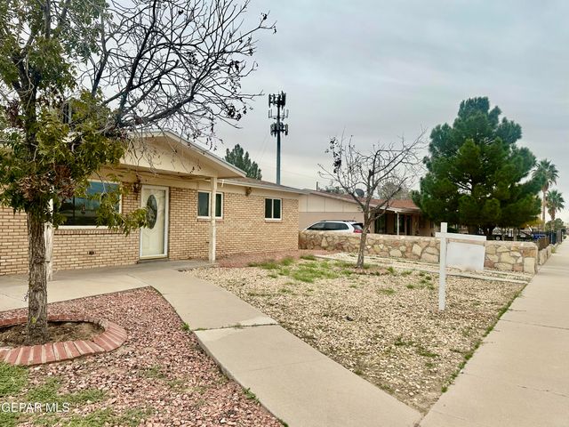 8341 LOMA TERRACE Road, El Paso, TX 79907