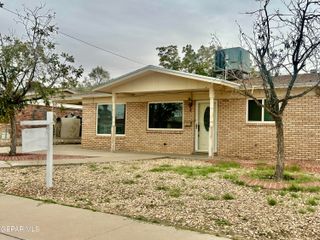 8341 LOMA TERRACE Road, El Paso, TX 79907