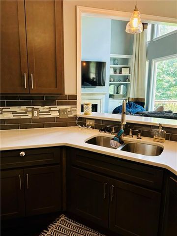 6398 Foggy Oak Drive, Fairburn, GA 30213