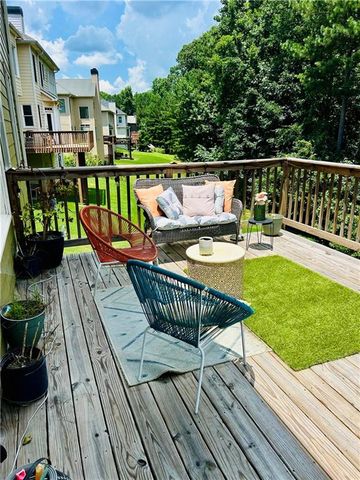 6398 Foggy Oak Drive, Fairburn, GA 30213