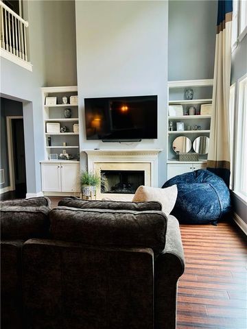 6398 Foggy Oak Drive, Fairburn, GA 30213