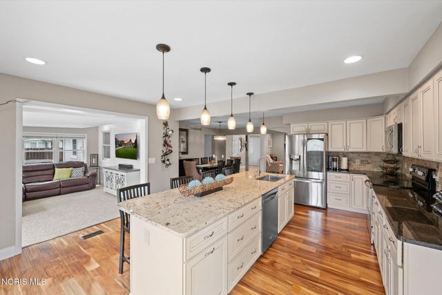 4339 Pacquin Lane, Toledo, OH 43614
