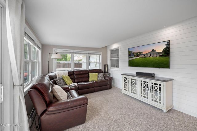 4339 Pacquin Lane, Toledo, OH 43614