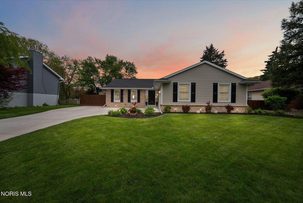 4339 Pacquin Lane, Toledo, OH 43614