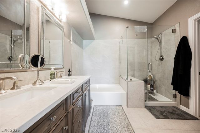 7625 Rolling View Drive 202, Las Vegas, NV 89149