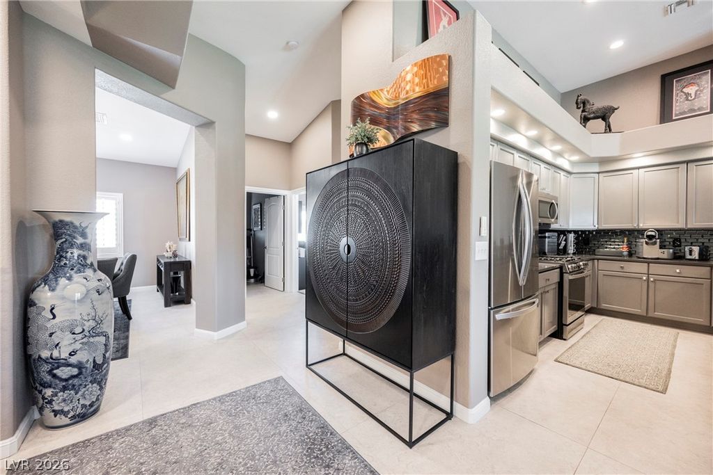 7625 Rolling View Drive 202, Las Vegas, NV 89149 — photo 5