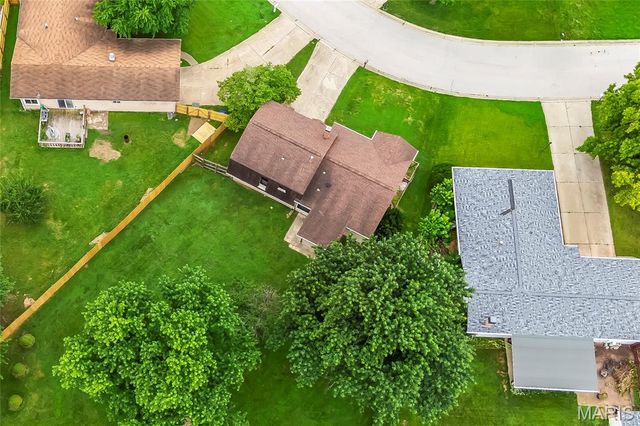 5 Tudor Square, St Peters, MO 63376