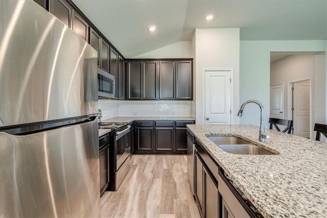 117 Balsam ST, Hutto, TX 78634