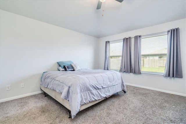 117 Balsam ST, Hutto, TX 78634