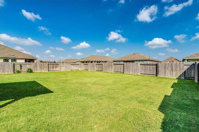 117 Balsam ST, Hutto, TX 78634