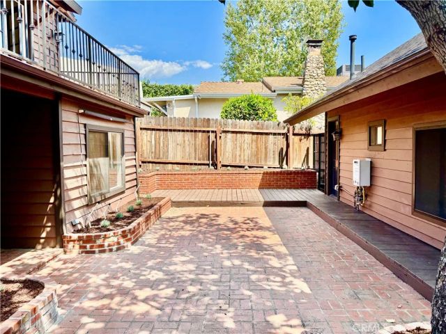2717 Mary Street, La Crescenta, CA 91214
