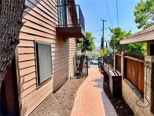 2717 Mary Street, La Crescenta, CA 91214
