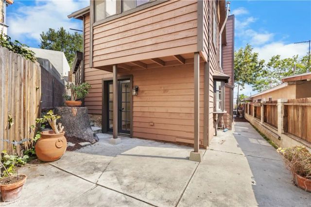 2717 Mary Street, La Crescenta, CA 91214