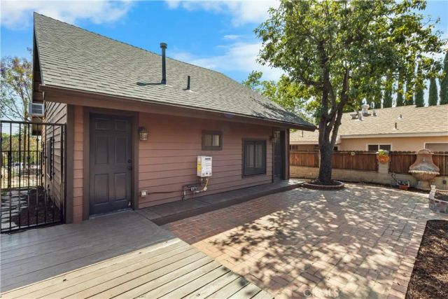 2717 Mary Street, La Crescenta, CA 91214