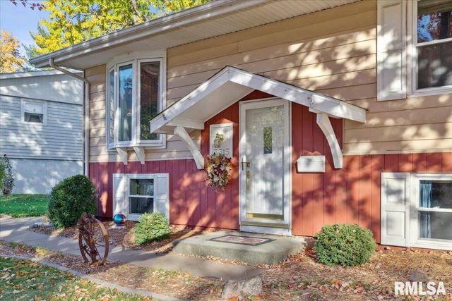 3315 FAIRHAVEN Road, Davenport, IA 52807