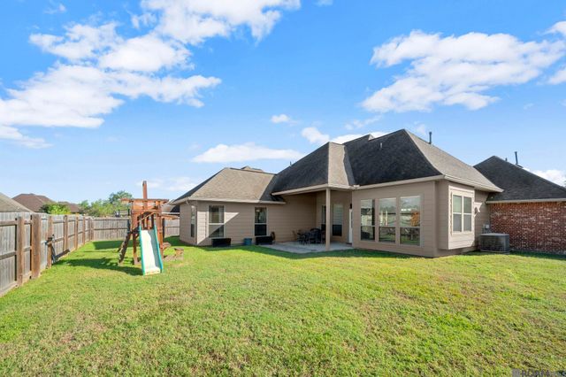 4179 Wilderness Run Dr, Zachary, LA 70791