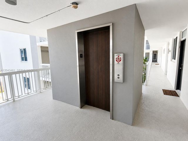 1670 Bay Rd 3D, Miami Beach, FL 33139