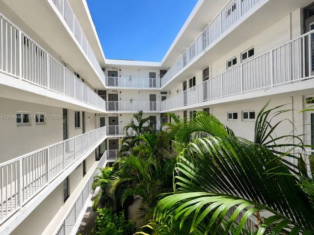 1670 Bay Rd 3D, Miami Beach, FL 33139