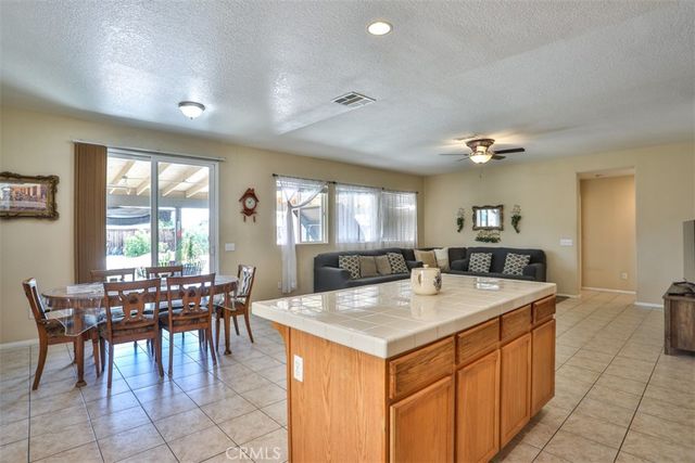 14751 Shetland Court, Victorville, CA 92394