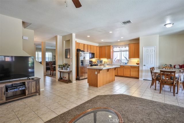 14751 Shetland Court, Victorville, CA 92394