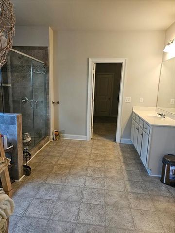 615 Birkdale Drive, Fairburn, GA 30213