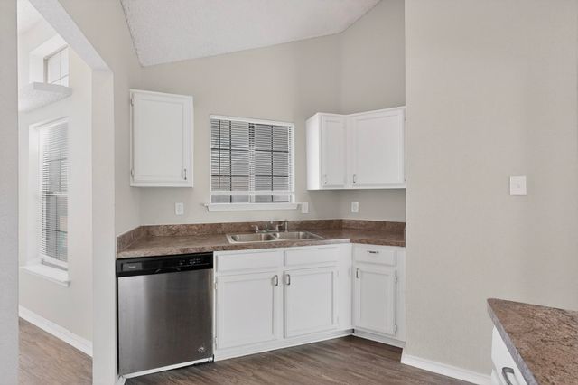 917 Richards Drive, Cedar Hill, TX 75104