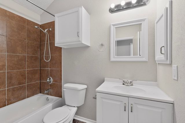 917 Richards Drive, Cedar Hill, TX 75104