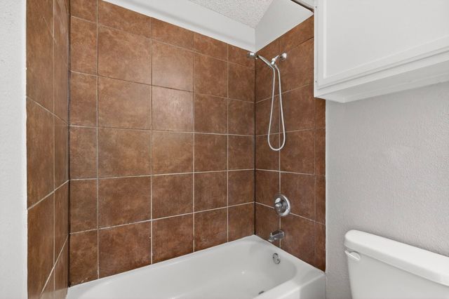 917 Richards Drive, Cedar Hill, TX 75104