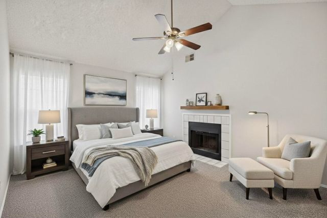 917 Richards Drive, Cedar Hill, TX 75104