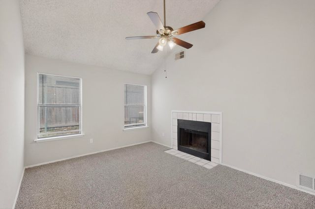 917 Richards Drive, Cedar Hill, TX 75104