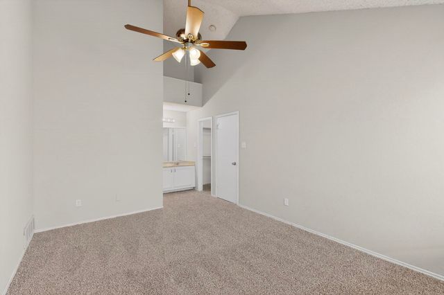 917 Richards Drive, Cedar Hill, TX 75104