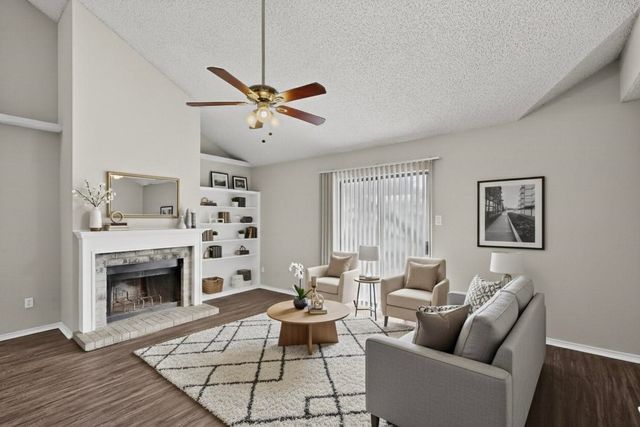 917 Richards Drive, Cedar Hill, TX 75104