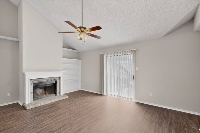 917 Richards Drive, Cedar Hill, TX 75104