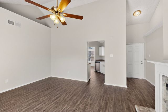 917 Richards Drive, Cedar Hill, TX 75104