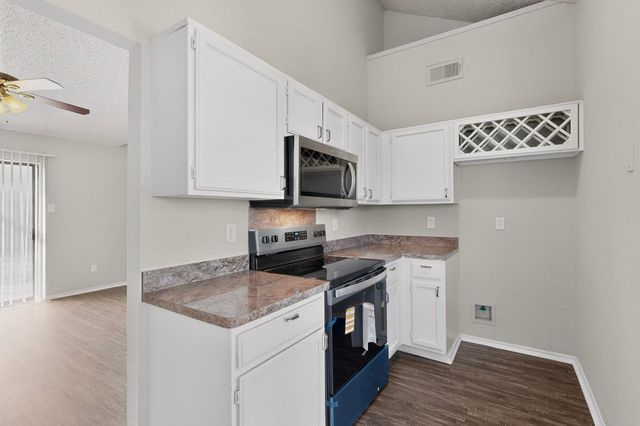 917 Richards Drive, Cedar Hill, TX 75104