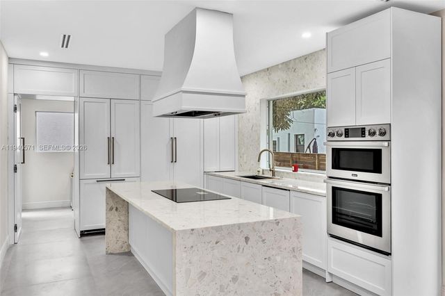 1636 SW 9th St, Miami, FL 33135