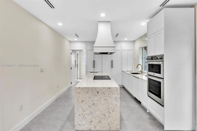 1636 SW 9th St, Miami, FL 33135