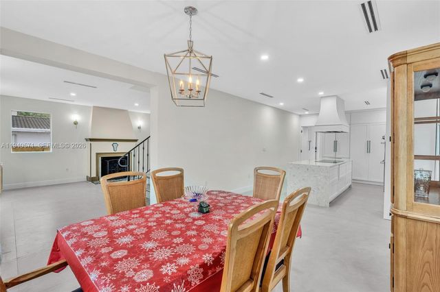 1636 SW 9th St, Miami, FL 33135